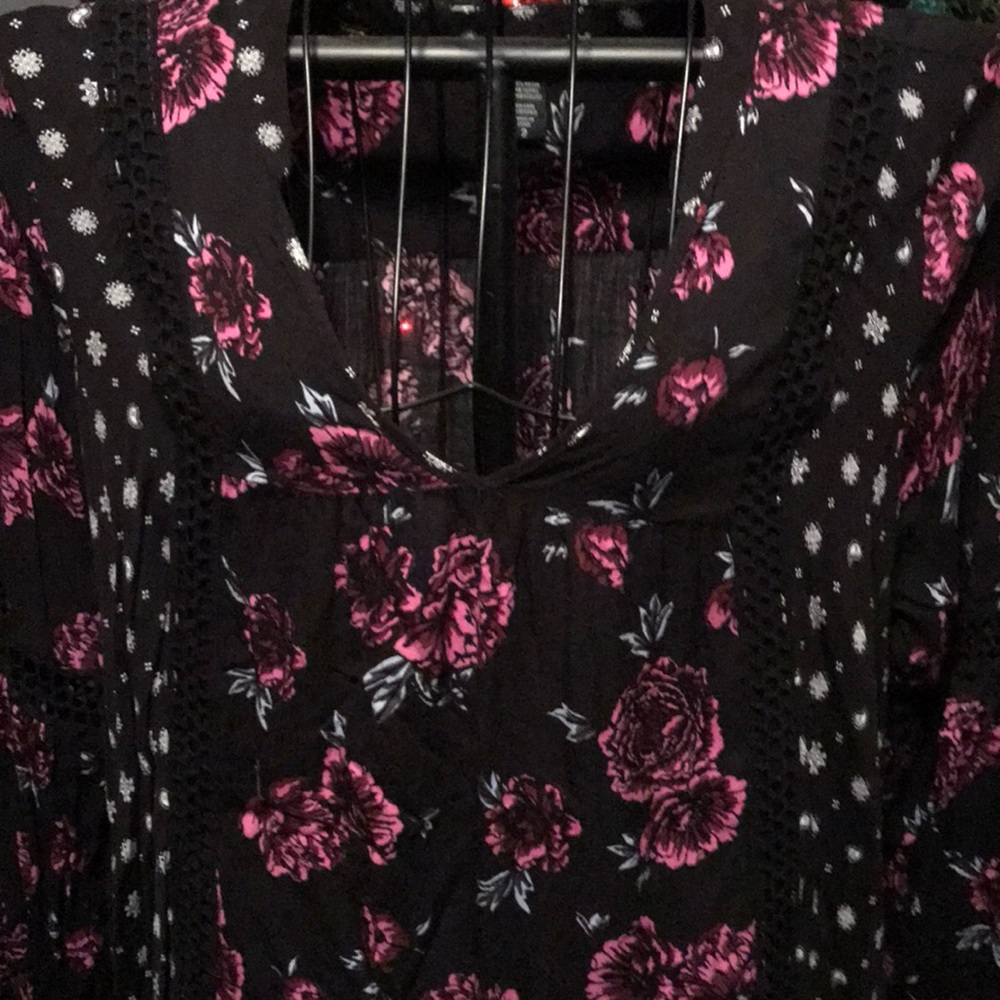 Torrid top - Picture 8 of 8